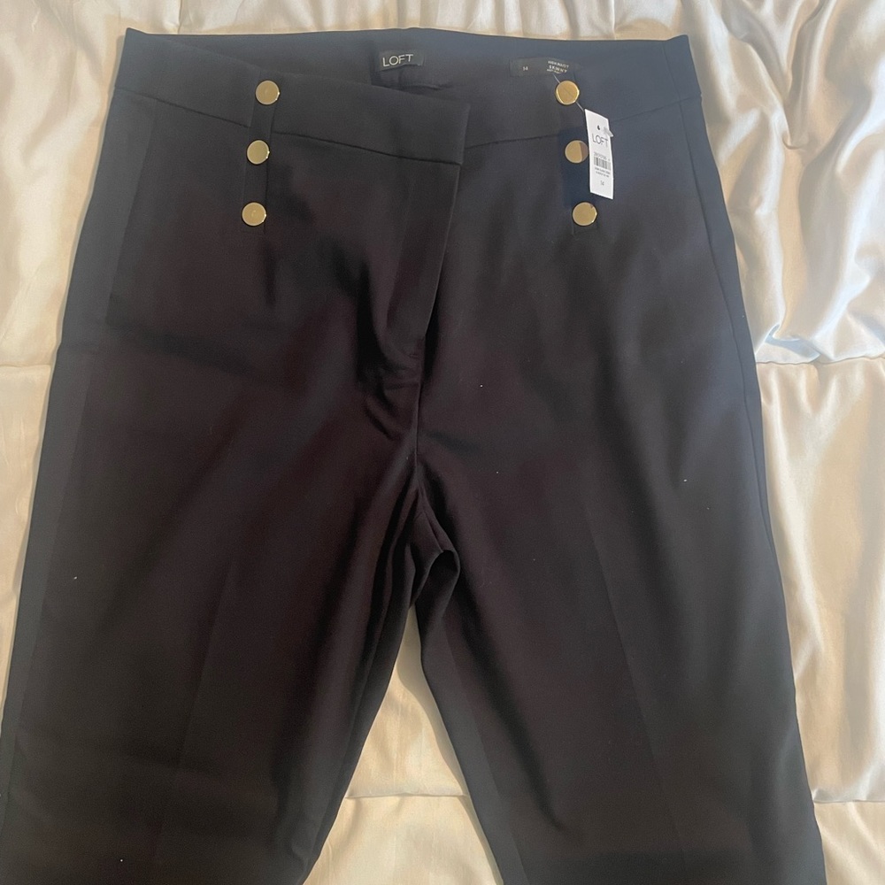 LOFT black NWT high waist skinny pant. Size 14